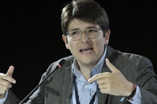 Tragic Loss in Colombian Politics: Senator Miguel Uribe Turbay Dies After Campaign Shooting