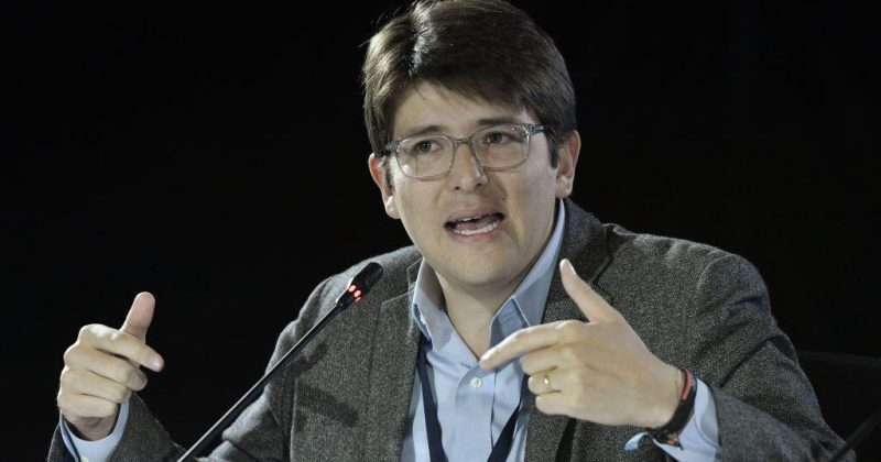 Tragic Loss in Colombian Politics: Senator Miguel Uribe Turbay Dies After Campaign Shooting