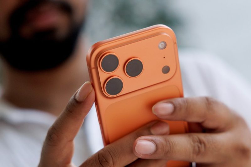 Apple’s iOS 26: Reclaiming Your iPhone’s Core Function – Making Calls Again!