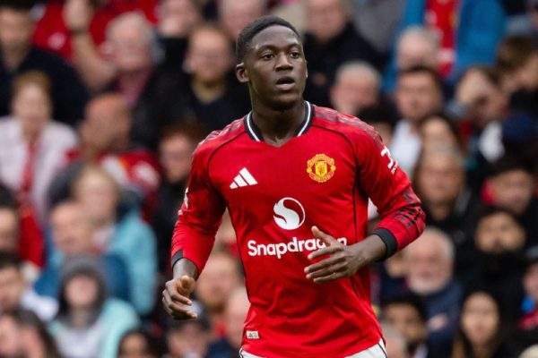 Man United’s Mainoo: A Magpies Target? Transfer Whispers and Tactical Debates